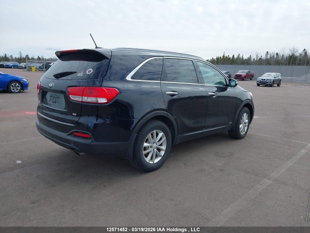 5XYPGDA35GG152628 KIA Sorento Lx/l