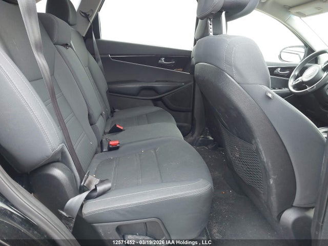 5XYPGDA35GG152628 KIA Sorento Lx/l
