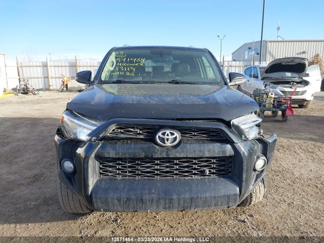 12571464 :رقم المزاد ، JTEBU5JR5F5213119 vin ، 2015 Toyota 4runner Sr5 V6 مزاد بيع