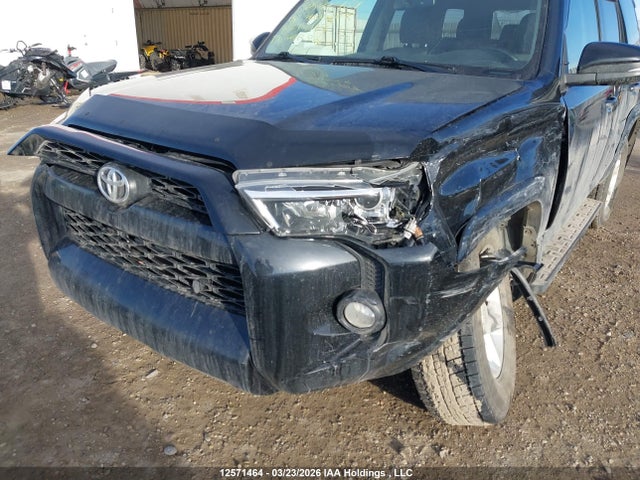 12571464 :رقم المزاد ، JTEBU5JR5F5213119 vin ، 2015 Toyota 4runner Sr5 V6 مزاد بيع