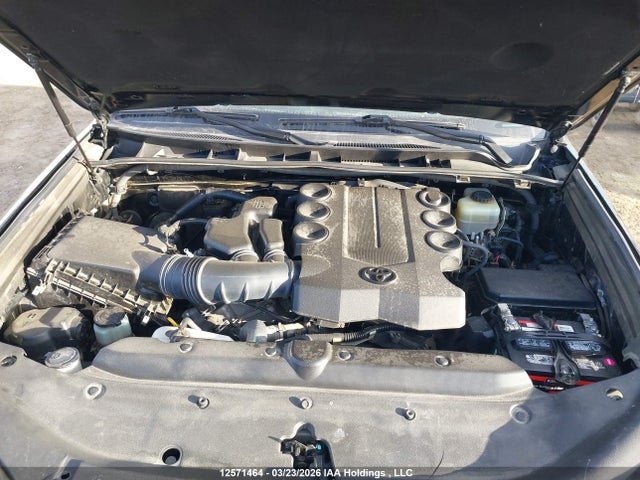 12571464 :رقم المزاد ، JTEBU5JR5F5213119 vin ، 2015 Toyota 4runner Sr5 V6 مزاد بيع