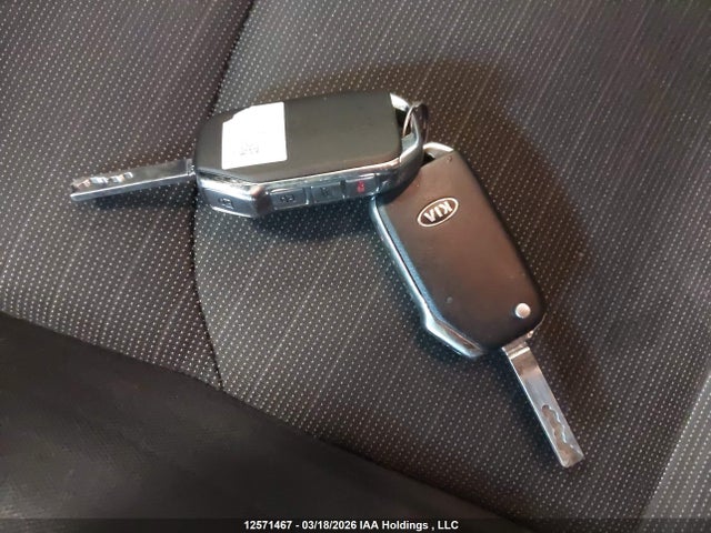 3KPF24AD8KE093809 KIA Forte Fe/lx/lxs