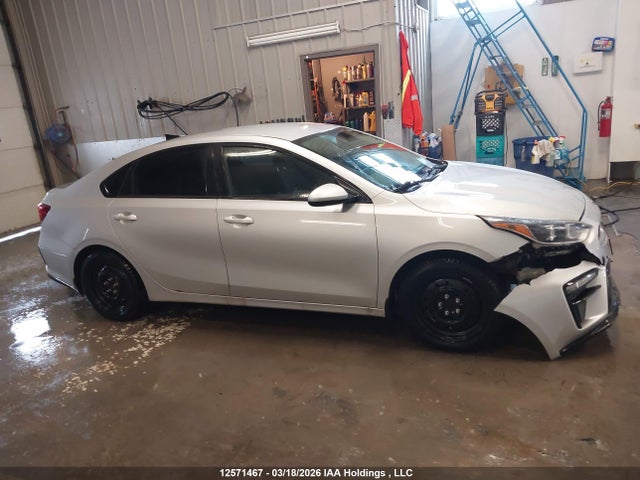 3KPF24AD8KE093809 KIA Forte Fe/lx/lxs