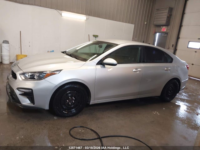 3KPF24AD8KE093809 KIA Forte Fe/lx/lxs