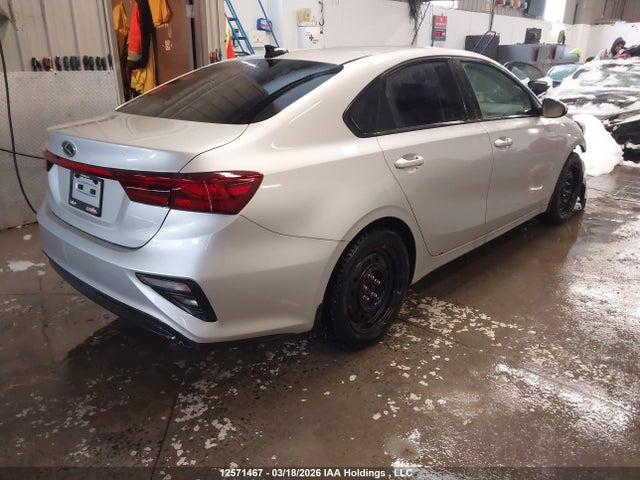 3KPF24AD8KE093809 KIA Forte Fe/lx/lxs