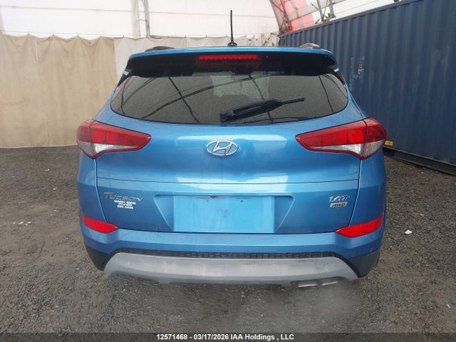 KM8J3CA26HU411674 Hyundai TUCSON SE