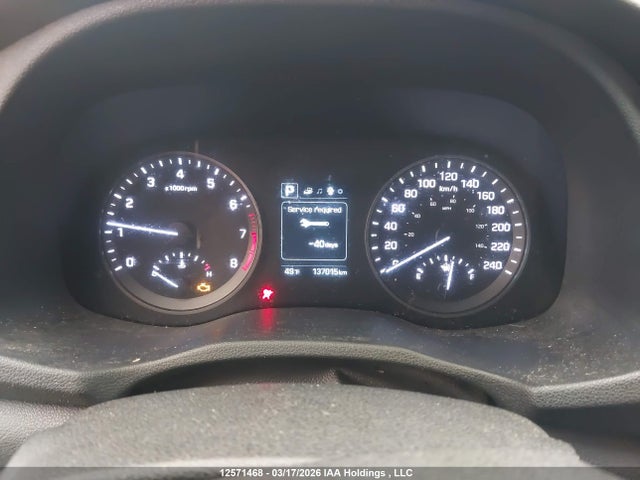 KM8J3CA26HU411674 Hyundai TUCSON SE