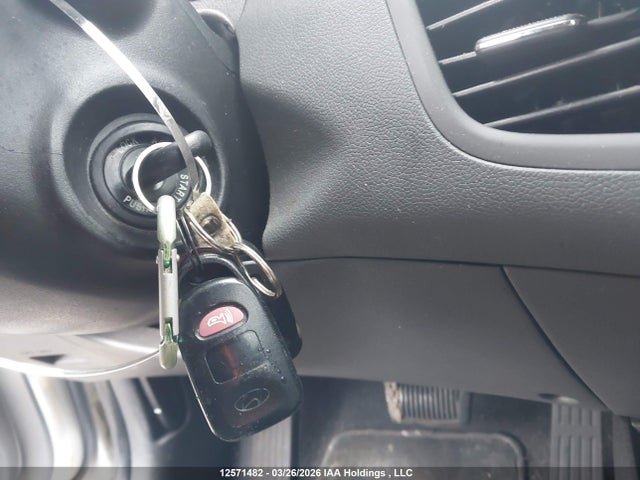 12571482 :رقم المزاد ، 5NPDH4AE9DH387166 vin ، 2013 Hyundai Elantra Gls/limited مزاد بيع