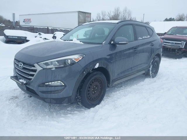 KM8J3CA4XJU627891 Hyundai Tucson Se 2.0l