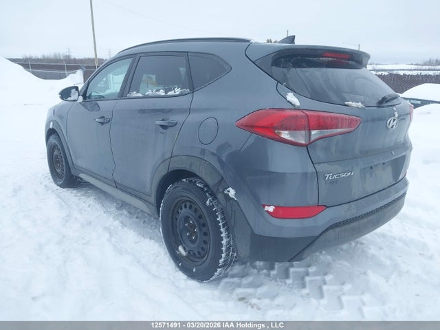KM8J3CA4XJU627891 Hyundai Tucson Se 2.0l