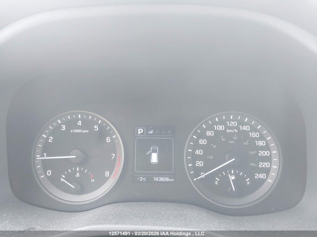 KM8J3CA4XJU627891 Hyundai Tucson Se 2.0l