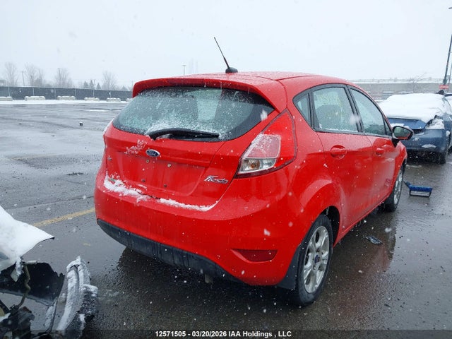 2015 Ford Fiesta Se მანქანა იყიდება აუქციონზე, vin: 3FADP4EJ7FM201654, აუქციონის ნომერი: 12571505