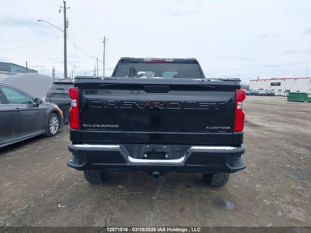 3GCPDCEK8NG590336 Chevrolet Silverado K1500 Trail Boss Custom
