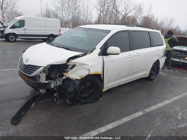 Aukcja sprzedaży 2014 Toyota Sienna Le, vin: 5TDKK3DC9ES489561, numer aukcji: 12571520