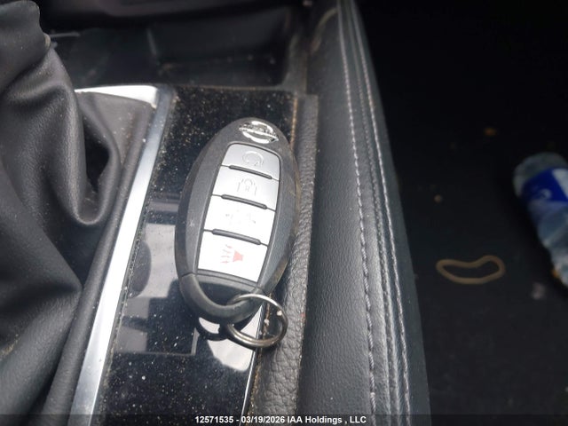 JN1BJ1CRXKW328258 Nissan Rogue Sport S/sv/sl