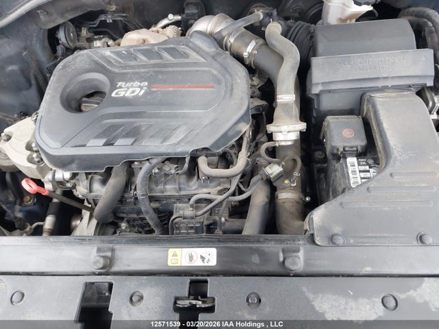 5XYZUDLAXHG397469 Hyundai SANTA FE SPORT