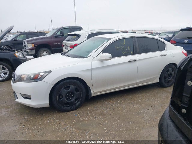 12571541 :رقم المزاد ، 1HGCR2F57DA810003 vin ، 2013 Honda Accord Sport مزاد بيع