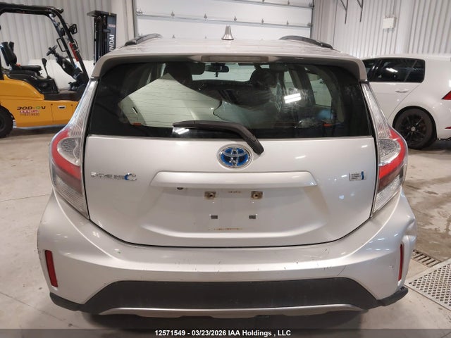 JTDKDTB39J1614918 Toyota PRIUS C