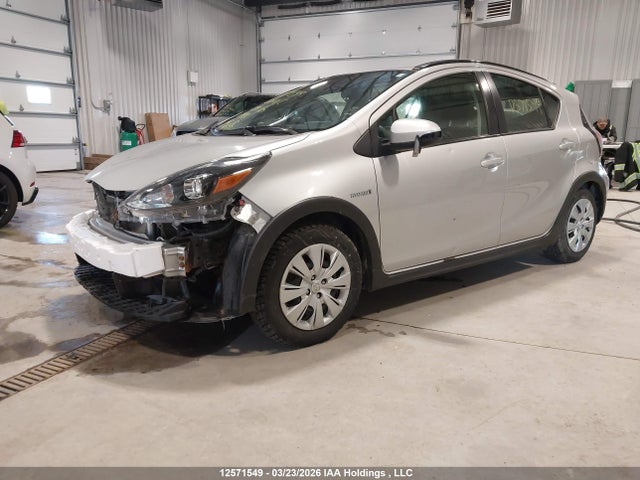 JTDKDTB39J1614918 Toyota PRIUS C