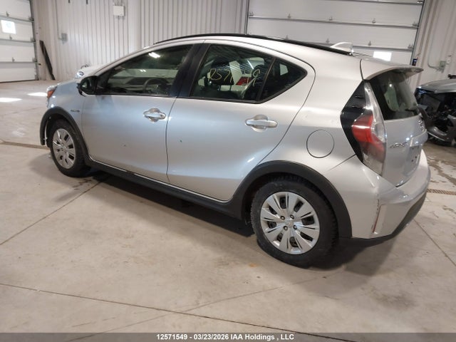 JTDKDTB39J1614918 Toyota PRIUS C