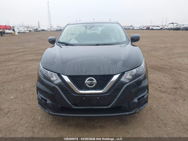JN1BJ1AW0MW440899 Nissan Qashqai S