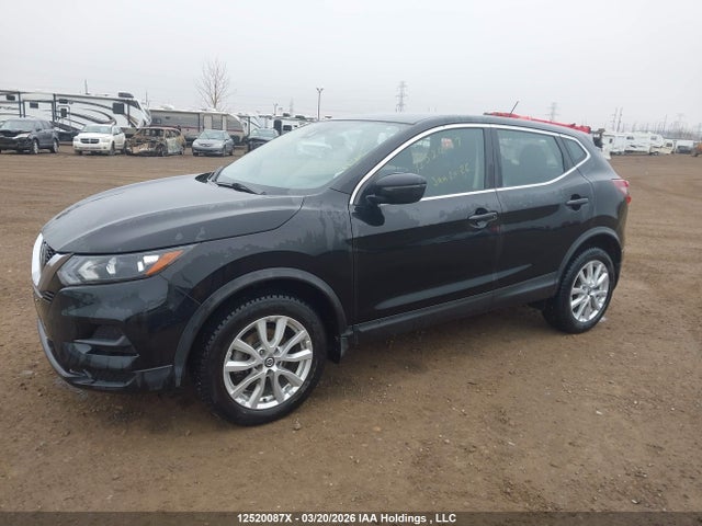JN1BJ1AW0MW440899 Nissan Qashqai S