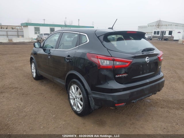 JN1BJ1AW0MW440899 Nissan Qashqai S