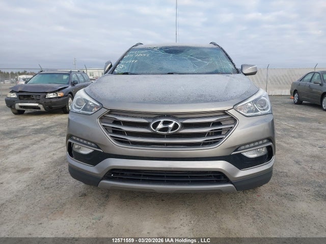 5XYZU3LBXHG477843 Hyundai Santa Fe Sport 2.4 Premium
