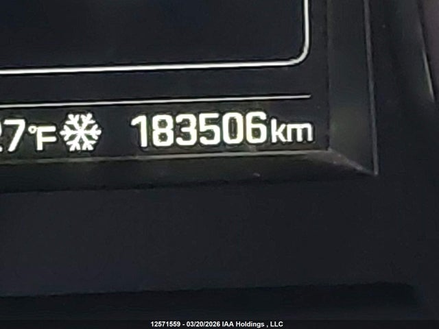 5XYZU3LBXHG477843 Hyundai Santa Fe Sport 2.4 Premium