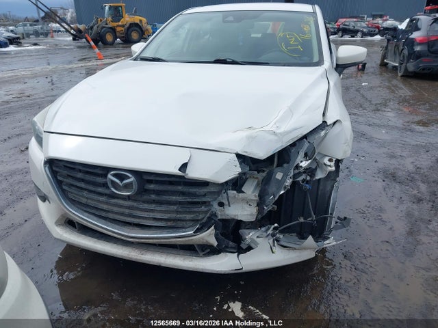 3MZBN1L71JM235012 Mazda Mazda3 50th Anniversary Edition/gs