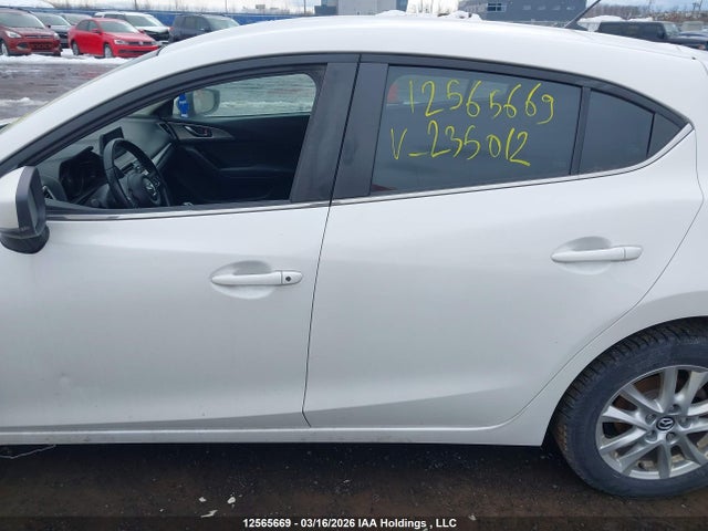 3MZBN1L71JM235012 Mazda Mazda3 50th Anniversary Edition/gs