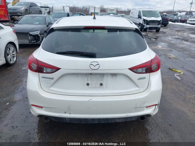 3MZBN1L71JM235012 Mazda Mazda3 50th Anniversary Edition/gs