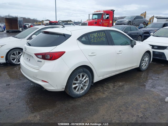 3MZBN1L71JM235012 Mazda Mazda3 50th Anniversary Edition/gs
