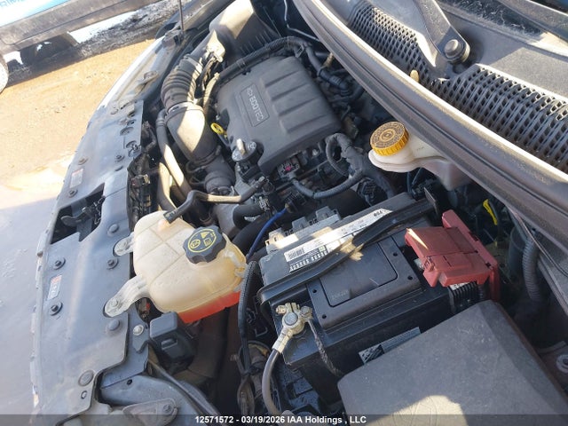 1G1JD6SB8H4170792 Chevrolet SONIC LT