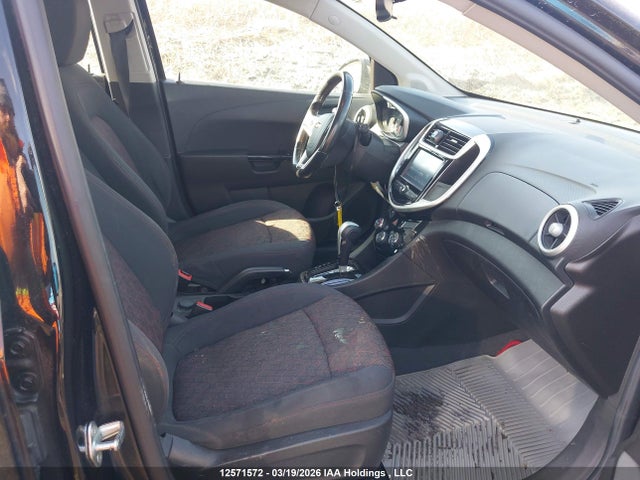 1G1JD6SB8H4170792 Chevrolet SONIC LT