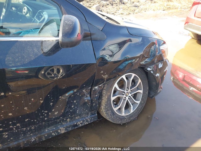 1G1JD6SB8H4170792 Chevrolet SONIC LT