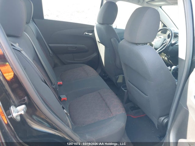 1G1JD6SB8H4170792 Chevrolet SONIC LT