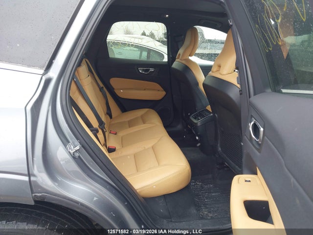 LYVA22RK7LB480284 Volvo Xc60 T6 Momentum