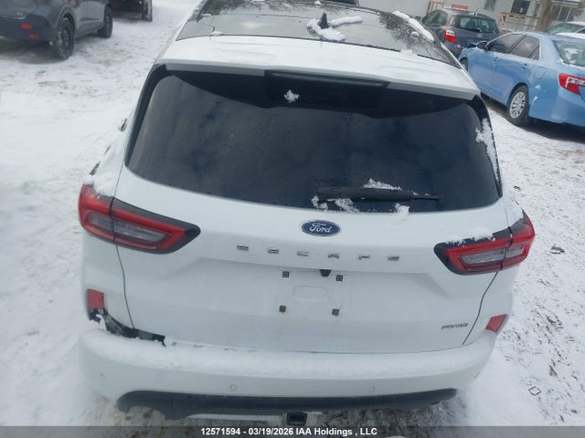 1FMCU9NA3PUB09381 Ford Escape St-line Select