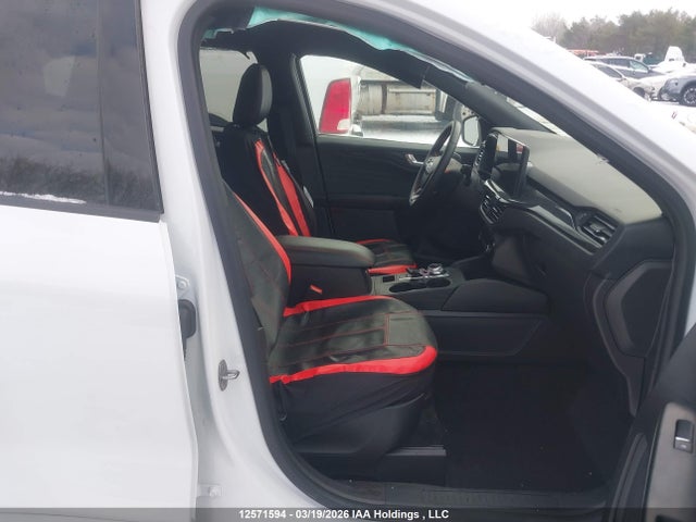 1FMCU9NA3PUB09381 Ford Escape St-line Select