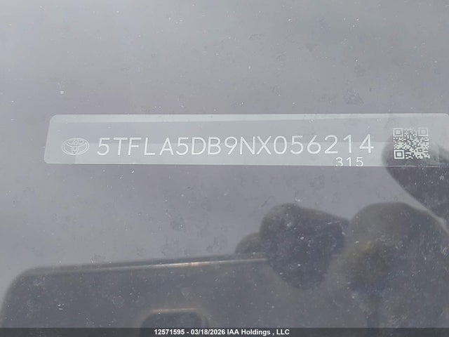 5TFLA5DB9NX056214 Toyota Tundra Crewmax Sr/crewmax Sr5