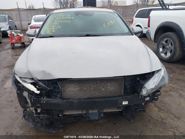 KMHLN4AG9PU423773 Hyundai ELANTRA SEL
