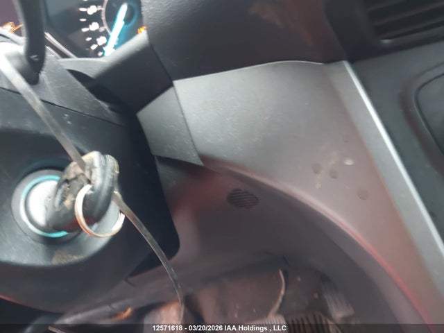 1FMCU0HD5JUD32174 Ford ESCAPE SEL