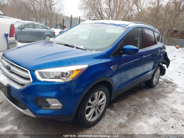 1FMCU0HD5JUD32174 Ford ESCAPE SEL