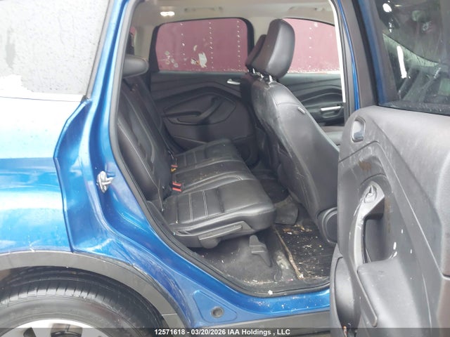 1FMCU0HD5JUD32174 Ford ESCAPE SEL