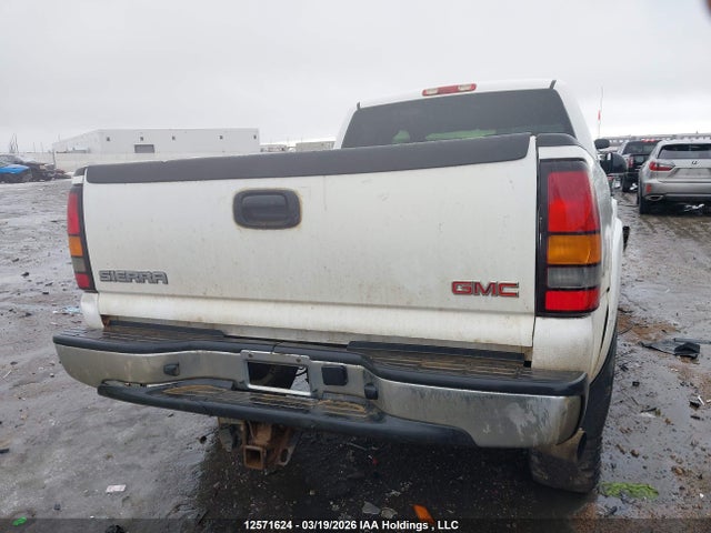 12571624 :رقم المزاد ، 1GTHK29255E327811 vin ، 2005 Gmc Sierra 2500hd Sl/sle/slt مزاد بيع