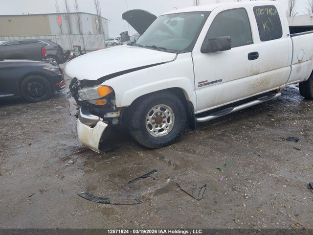 12571624 :رقم المزاد ، 1GTHK29255E327811 vin ، 2005 Gmc Sierra 2500hd Sl/sle/slt مزاد بيع