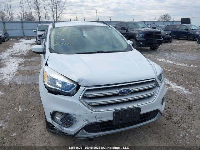 1FMCU0GD6JUB31790 Ford ESCAPE SE