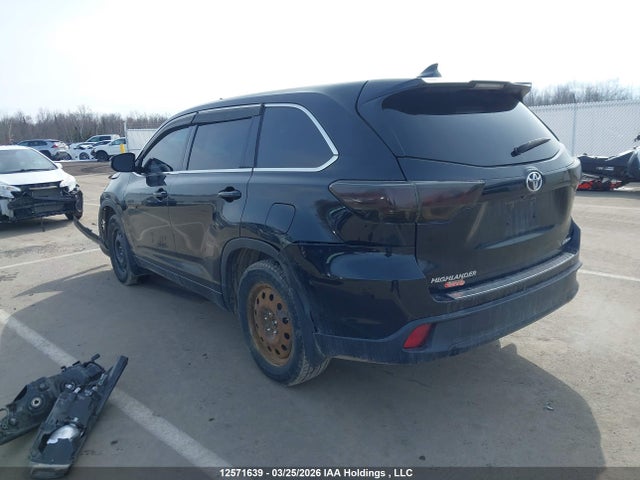 2014 Toyota Highlander Le მანქანა იყიდება აუქციონზე, vin: 5TDBKRFH9ES021471, აუქციონის ნომერი: 12571639