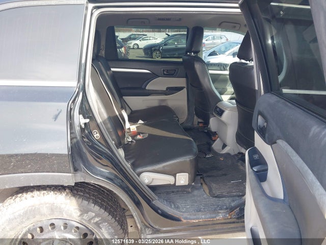 2014 Toyota Highlander Le მანქანა იყიდება აუქციონზე, vin: 5TDBKRFH9ES021471, აუქციონის ნომერი: 12571639